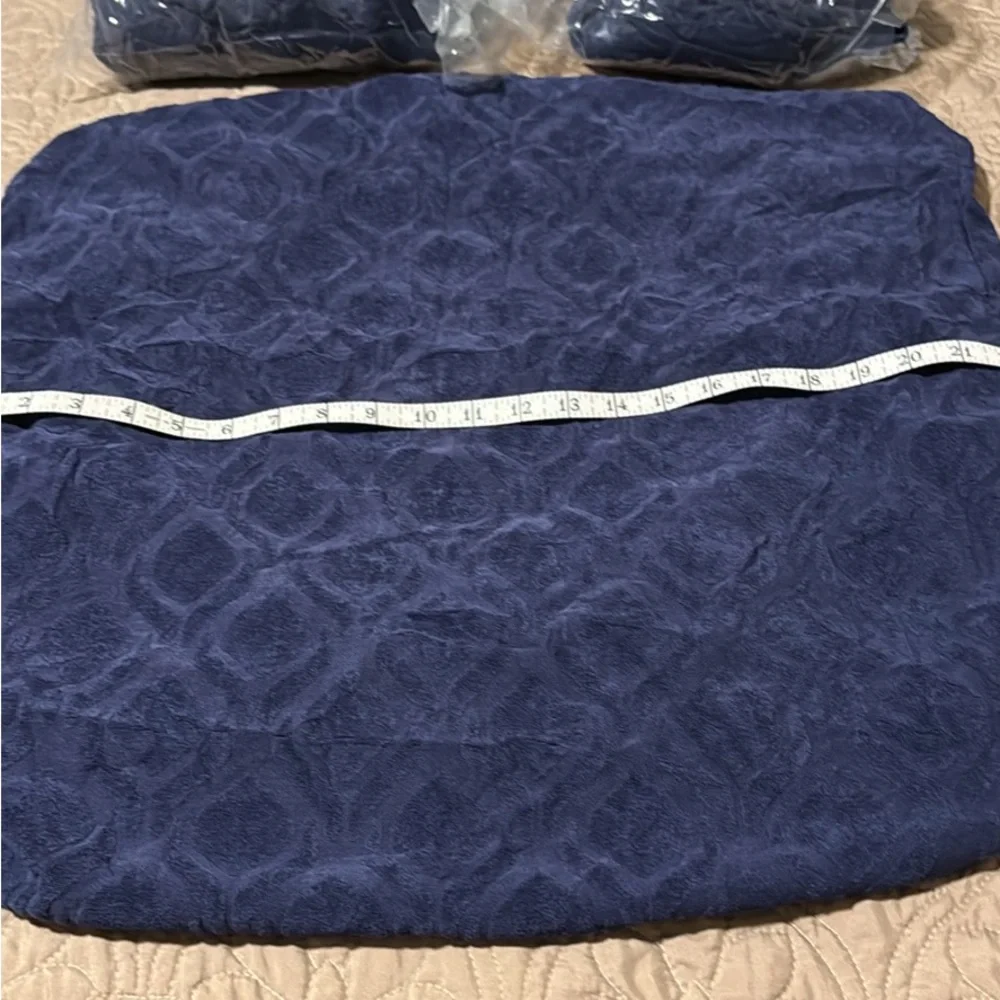 SHEIN Navy Blue Patterned cushion covers for patio
